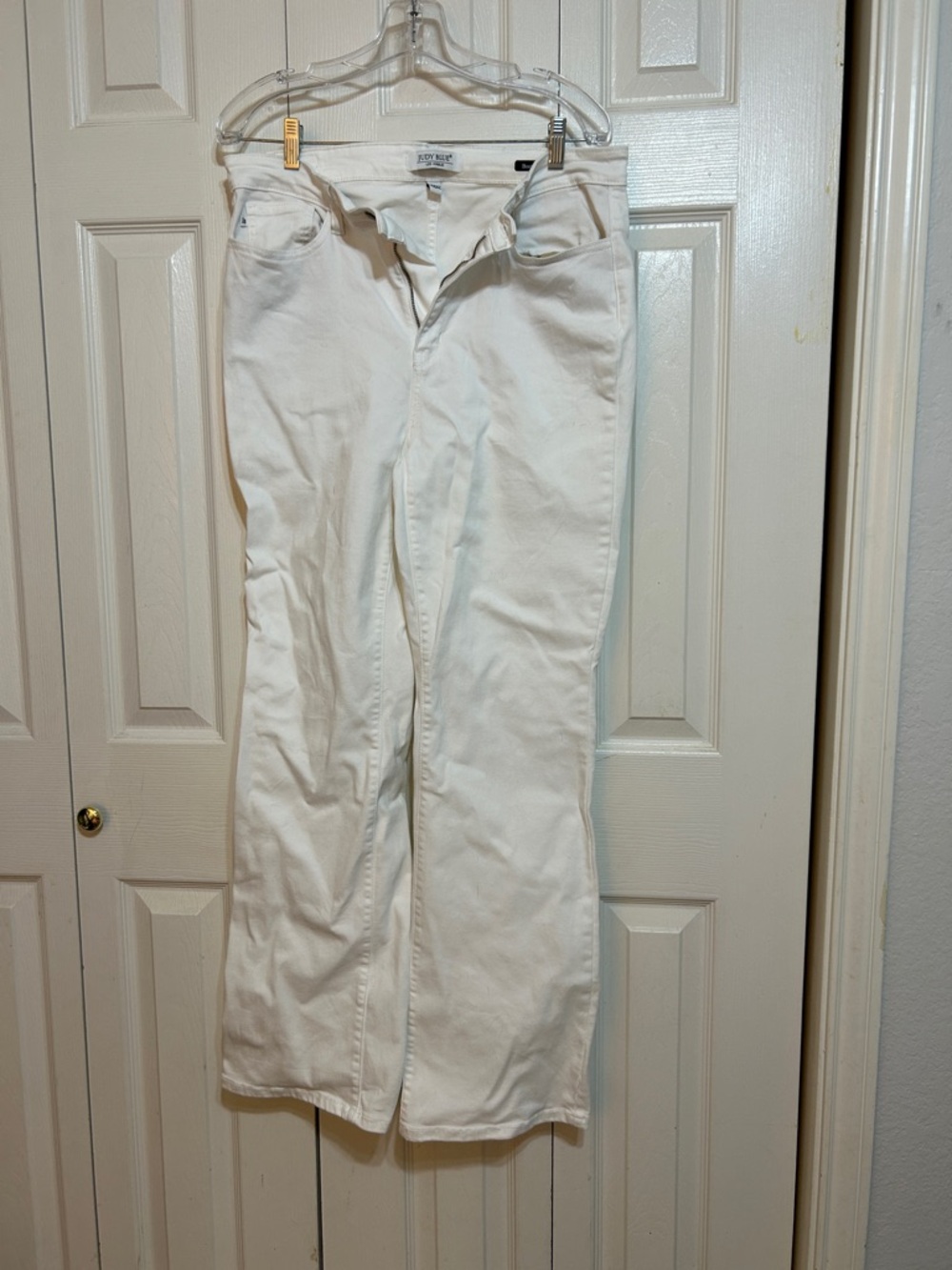 Judy Blue White Flare Wide-Leg Jeans